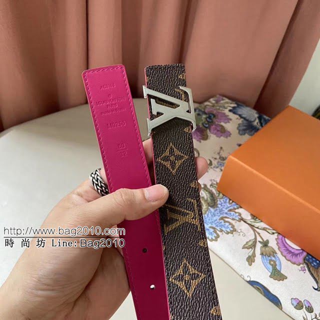 LV新款女士皮帶 路易威登Initiales雙面小牛皮腰帶  jjp1226